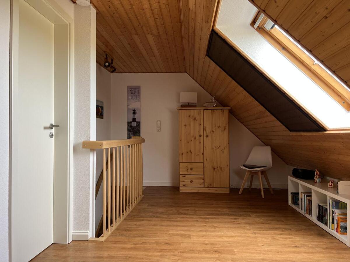 Holiday home Ferienhaus Fischerkate Am Deich Dornum